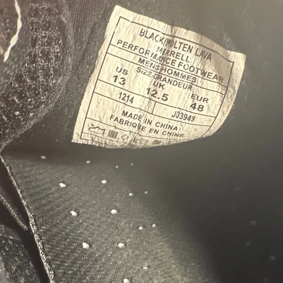 Merrell Men's Black and Red Trail Running Shoes - Picture 12 of 14